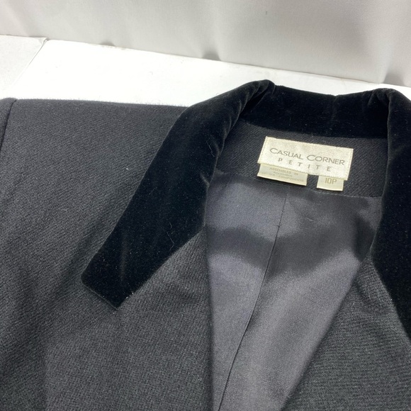 Casual Corner VNT Black Double-Breasted Blazer W 10P Velvet Collar Lined Pockets - Picture 6 of 15